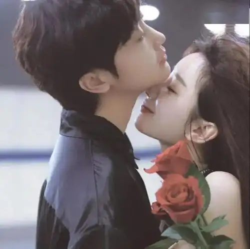 脱单必备的情侣头像