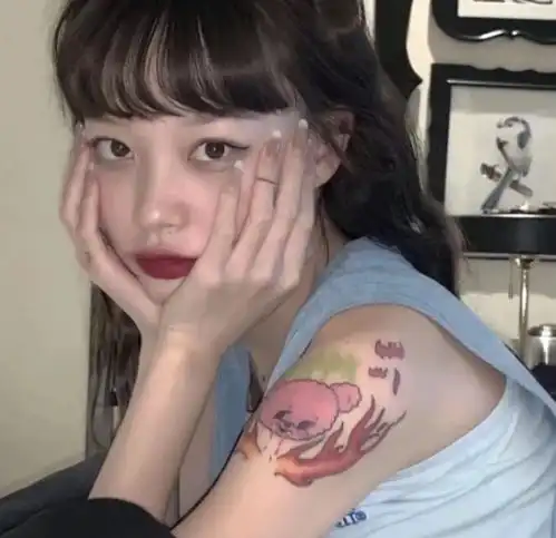 女生三天两头换qq头像原因无非3点,准到发抖,别不信