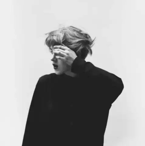 头像,哪有什么岁月静好,不过是有人替你负重前行