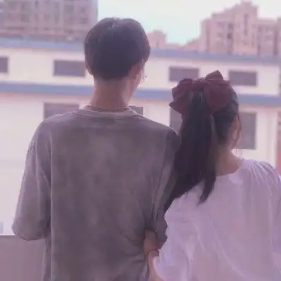 情侣头像l低情商我是单身狗,高情商智者不入爱河