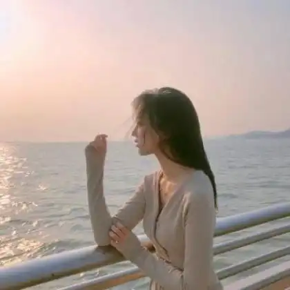 抖音最火情侣背影头像