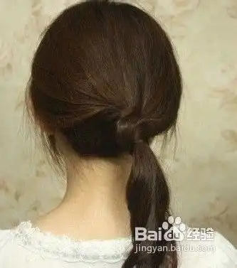 diy高贵又大方的蓬松盘发