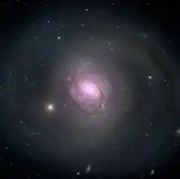 nasa拍摄螺旋星系光芒璀璨