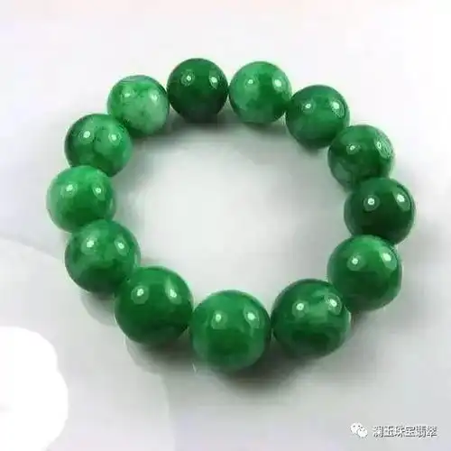 认清高档绿色翡翠,莫让绿色迷住了眼睛