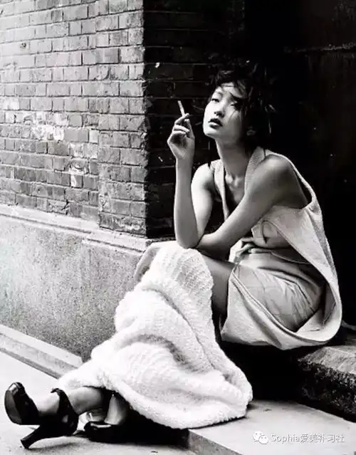 禁欲系图片女头像杜鹃