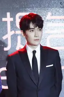 王一博肖战杨洋凭什么能把礼服式西装穿出禁欲系,当然全靠这些小配饰了