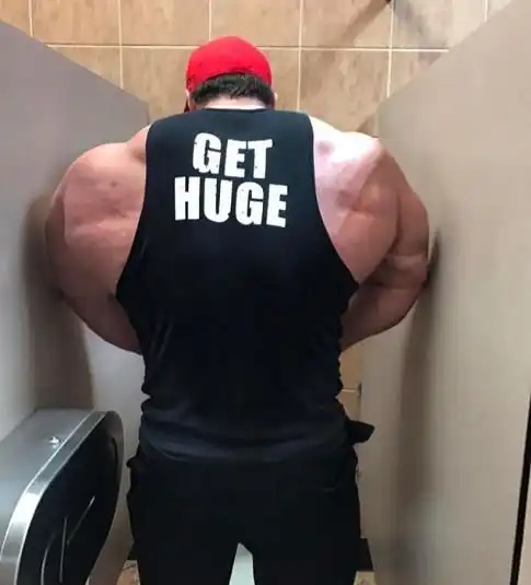 年少被嘲笑为牙签仔,他用17年时间,练就320斤虎背熊腰体型