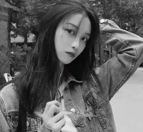 很拽很有性格的小句子,霸气十足,句句酷到让你窒息