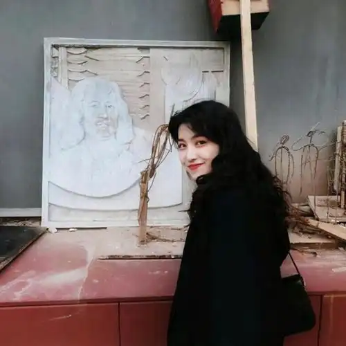 抑郁系头像女可保存女博