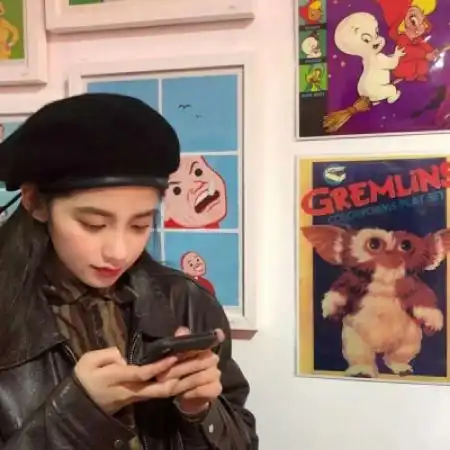 很拽的女生头像,拽一点没关系只要好看就行了