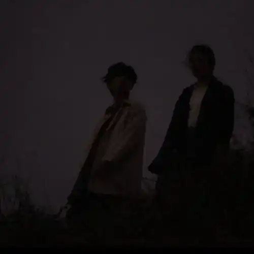 头像你爱她连她今天开不开心都不知道爱你妈呢