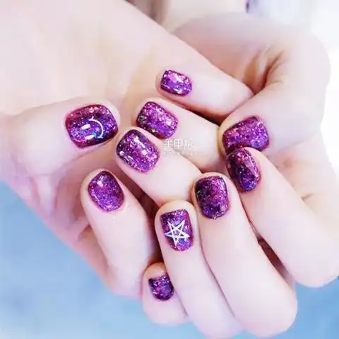 这些紫色系美甲,浪漫又梦幻