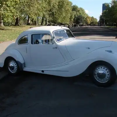 经典的复古轿车汽车qq微信头像图片