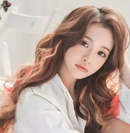 女人一定要经常换发型,要不你永远不知道你多漂亮