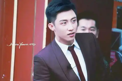 明天看男神拿大奖