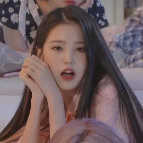 氛围感头像待苦尽甘来再将故事娓娓道来