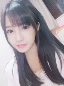 万年美少女晒美照粉丝说她真人比照片还美