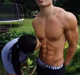 男人最性感的部位不是下半身而是...