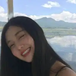 暗恋一个女生感觉被疏远了