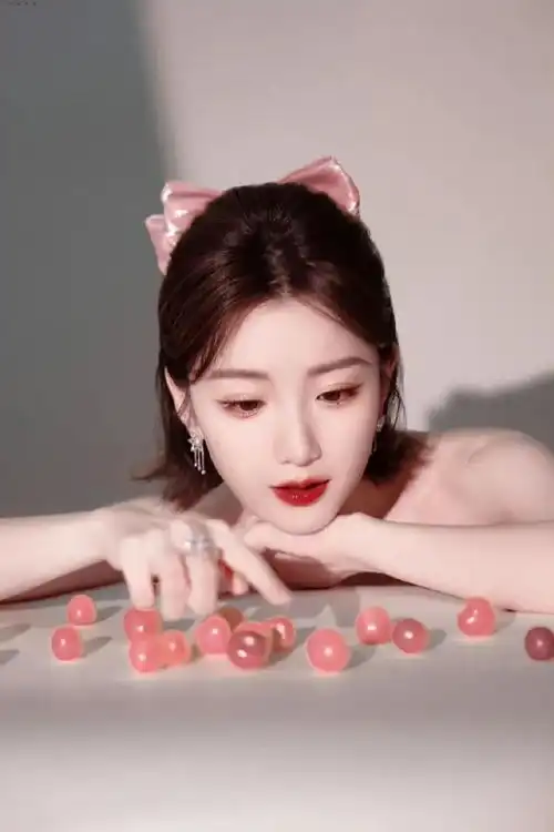 毛晓彤就是粉色女孩