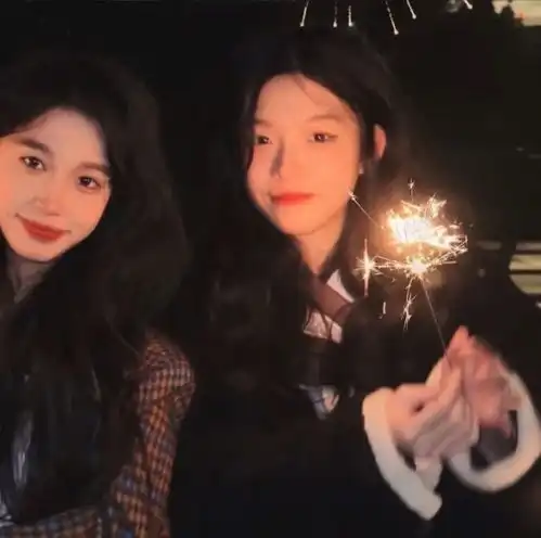 超级好看的闺蜜头像04