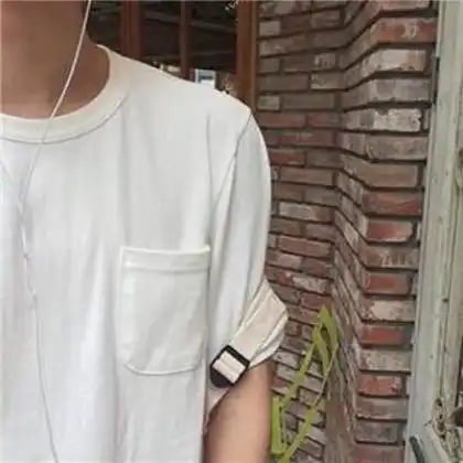 男生头像半身控,2020男人能吸引妹子的头像不露脸的