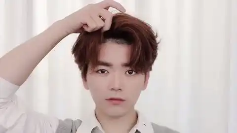 男士中分发型修剪与打理技巧