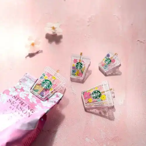 日本星巴克为了证明自己不是卖杯子的,在2021樱花系列放了大招