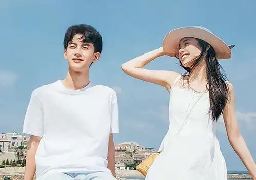 下饭的青梅竹马系列小甜剧来撒糖了,帅气校草爱上元气呆萌女