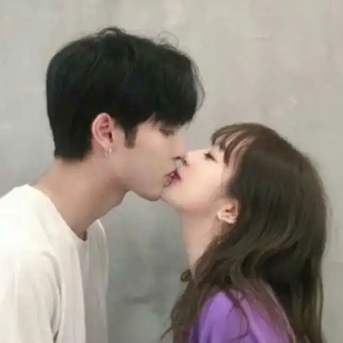 男生一旦对你动心,就会不自觉出现3暗示渣男太难了