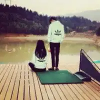 谁帮我找qq情侣头像