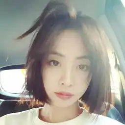 点赞这个从19岁起就被群嘲的小女生,如今却把一手烂牌打成了王炸或许以你现在的努力程度,还轮不到拼天赋