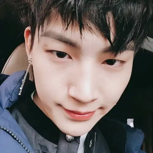 响应隔壁贴挂队林在范男友风头像汇总