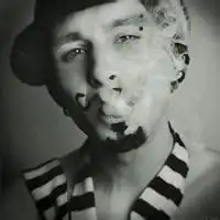 灰色头像男生伤感qq灰色伤感头像男生