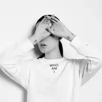 简约白色干净职业头像