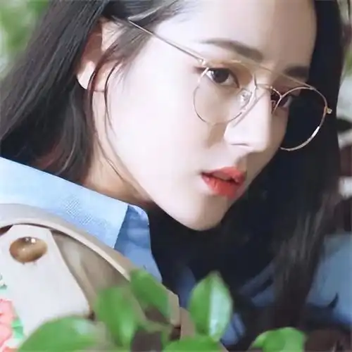 听说娱乐圈有些明星照片能量很强超旺人我看完就已经码住了