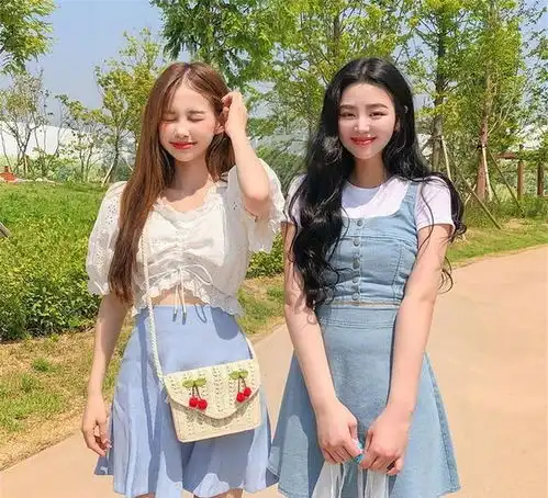 又被闺蜜装惊艳到这对闺蜜的夏日清新搭配,每一套都好看