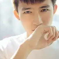 阳光痞帅男生正脸头像