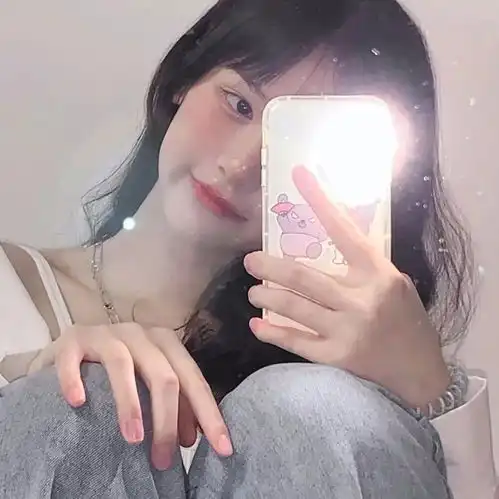 拽上天的女生头像