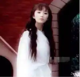 杨幂仙气旧照未ps原图曝光判若两人这下就尴尬了