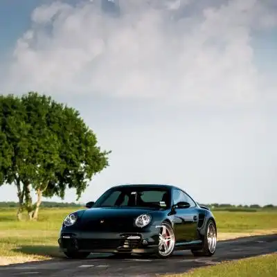 超清豪车头像,绝色风景黑色的轿车图片