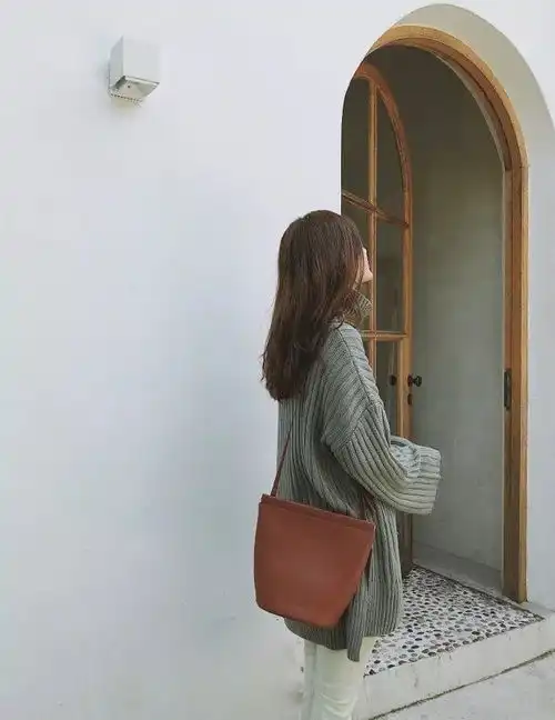 今年冬天,我把莫兰迪色系穿上身了