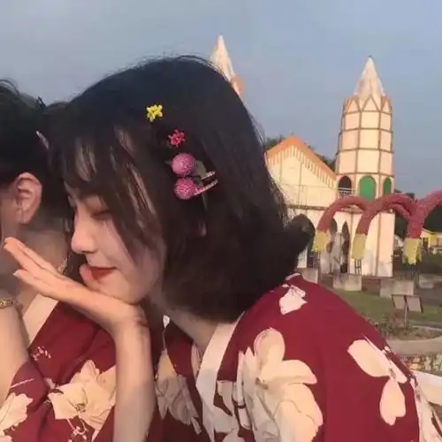 闺蜜头像动漫真人愿你不悔过往,不惧未来