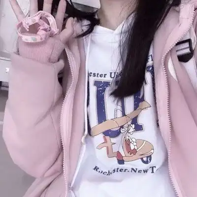 超火粉色系女生头像