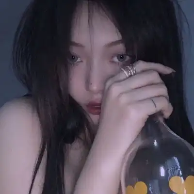 陆子初ins韩系微信女生头像