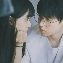 长相很韩系的女生qq情侣