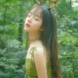 绿色系的女生头像动漫女