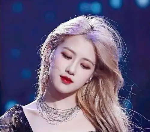 我到底还应不应该粉朴彩英