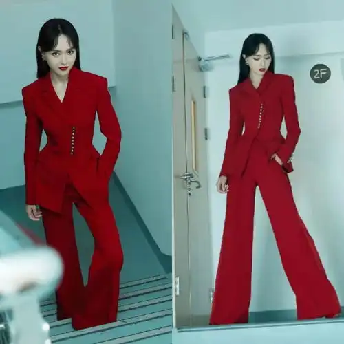 粉色系温柔女生头像西装