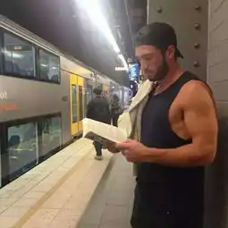 告诉你外国男人为什么比中国男人帅